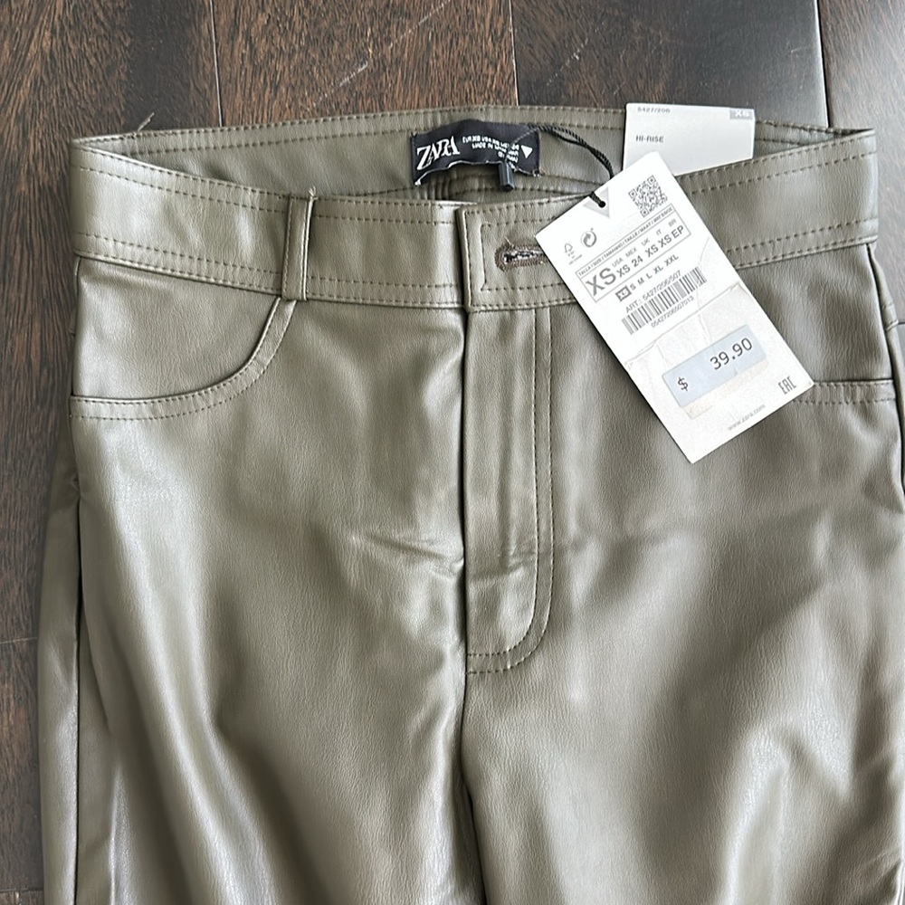 Brand new Zara olive green faux leather leggings/jeans XS